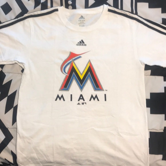 Adidas t-shirt - Picture 2 of 4